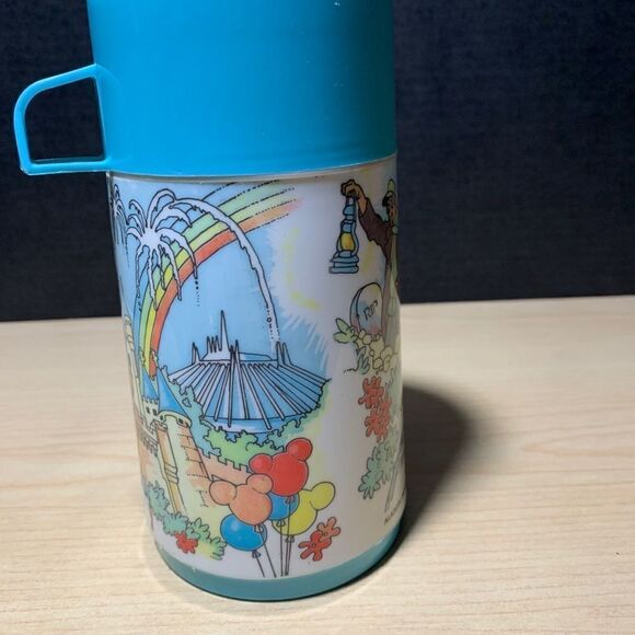 VTG Aladdin Magic Kingdom Thermos - Picture 3 of 9